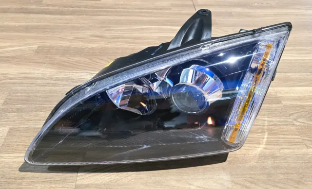Faros Xenón Ford Focus II TDCI RS ST 04 08