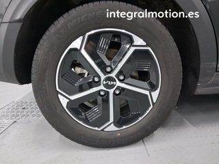 Kia Niro 1.6 GDi HEV 104kW (141CV) Concept