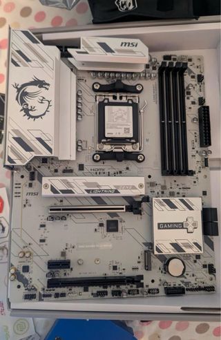 Placa Base MSI B850 Gaming Plus WiFi6E DDR5 AM5