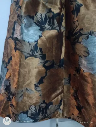 Vestito elegante oro e multicolor