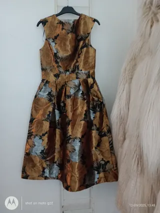 Vestito elegante oro e multicolor