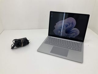 pc portatil microsoft 2033