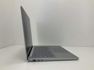 pc portatil microsoft 2033