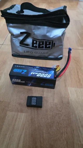 Batería Lipo Zeee 8000mAh + Guard