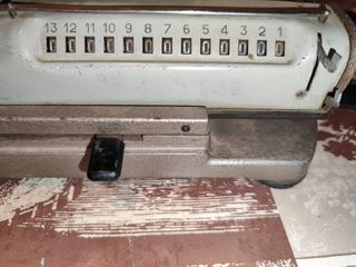 Calculadora 1930 mecanica antigua alemana vintage