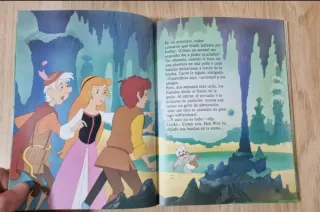 Clásico cuento Disney, Tarón y el caldero mágico.