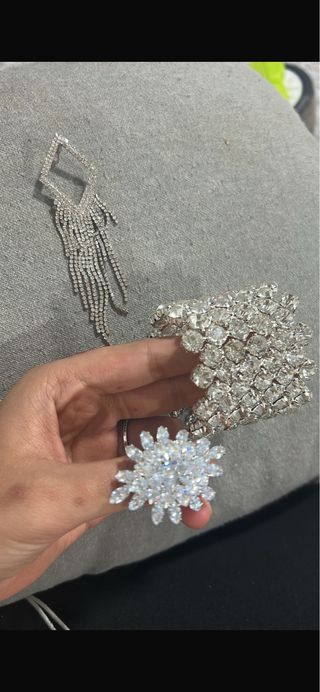 Conjunto de Joyas Brillantes en muy buen estado
