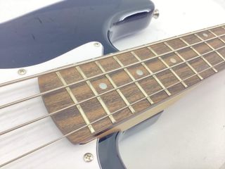 bajo electrico soundstation spur bk