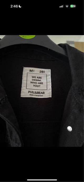 Chaqueta vaquera negra denim pull and bear