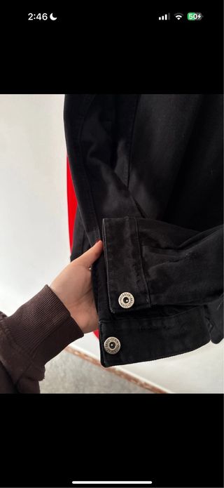 Chaqueta vaquera negra denim pull and bear