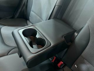 Kia Niro 1.6 GDi HEV 104kW (141CV) Drive