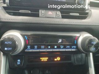 Toyota Rav4 2.5l 220H Style