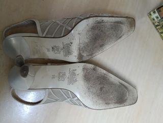 Zapatos de tacón destalonados beige 36