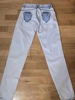 Lote de ropa: Jeans y Camiseta. Talla XS. 2,40 EUR