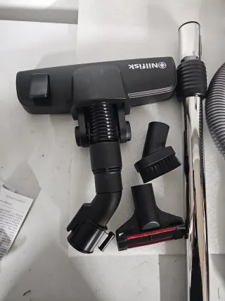 Aspiradora Nilfisk One Blanca