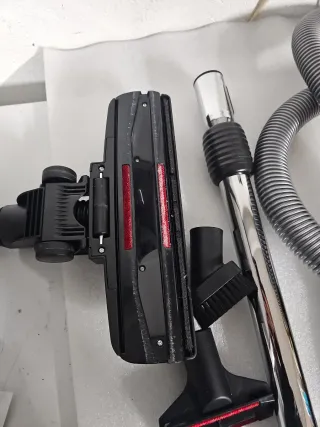 Aspiradora Nilfisk One Blanca