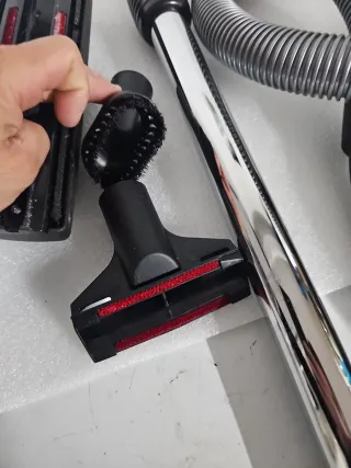 Aspiradora Nilfisk One Blanca