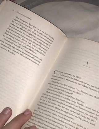 Seven Husbands of Evelyn Hugo