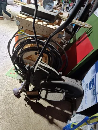 Maquina de pesas, Bicicleta elíptica..