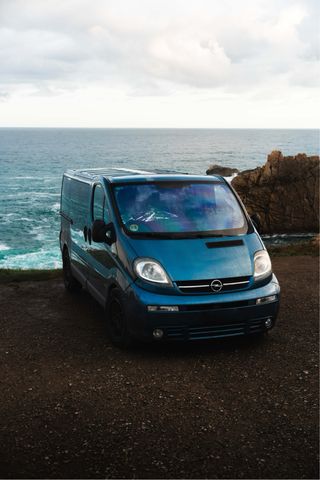 Opel Vivaro 2006 proyecto camper