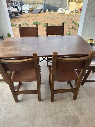 Tavolo da pranzo con 6 sedie