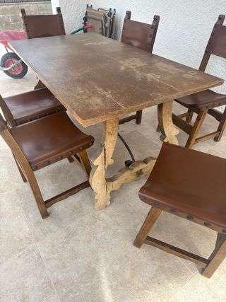 Tavolo da pranzo con 6 sedie