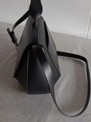 Bolso Adolfo Dominguez Piel Negro, solo 2 usos.