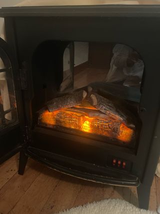 Chimenea eléctrica negra