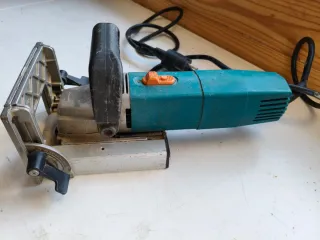 Engalletadora Virutex AB11C