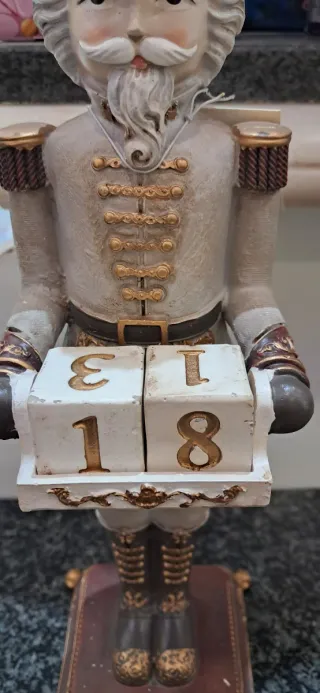 Schiaccianoci Natale con Calendario