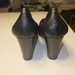 Zapatos de tacón negros