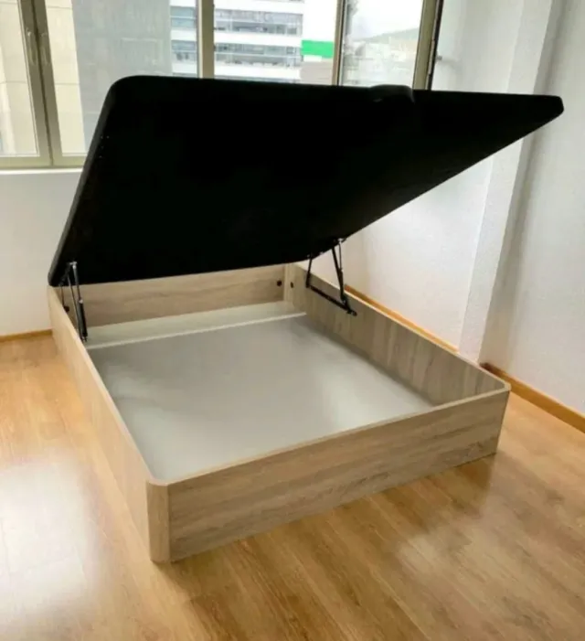 Canapè con materasso in offerta, disponibili in vari colori e misure