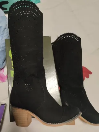 Botas altas negras 36