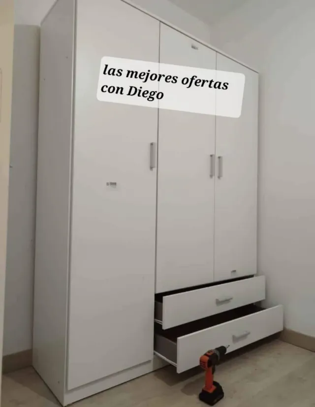 Armadio in legno a 2, 3 o 4 ante