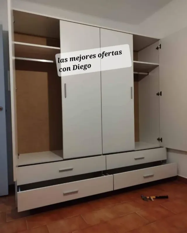 Armadio in legno a 2, 3 o 4 ante