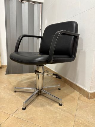 Sillón Peluquería Hidráulico Negro