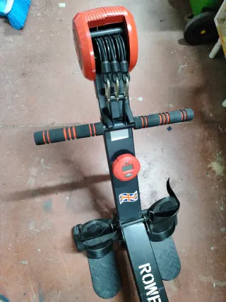 Máquina de remo gimnasio