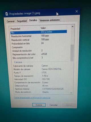 Canon EOS 300D Digital Rebel Kit