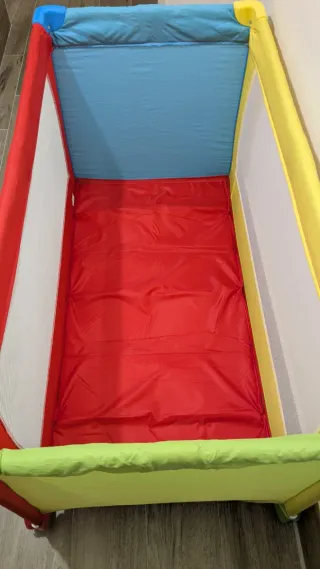 Cuna de viaje plegable multicolor