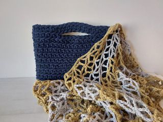Bolso clucth nuevo crochet azul marino