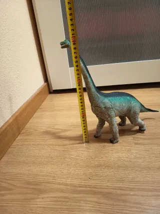 Lote de 2 dinosaurios de juguete