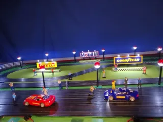 Iluminación LED para circuitos Scalextric slot