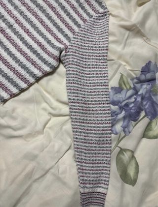 Jersey de rayas gris y blanco