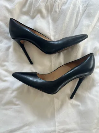 Zapatos de tacón negros