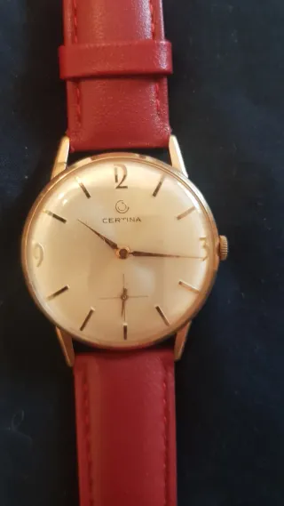 Reloj Certina Dorado y Rojo