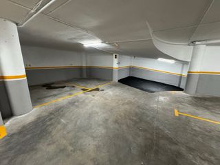 APARCAMIENTO EN ALQUILER