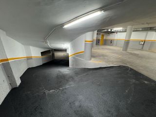 APARCAMIENTO EN ALQUILER