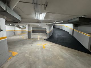 APARCAMIENTO EN ALQUILER