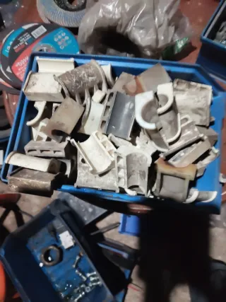 Abrazaderas metálicas para tuberías