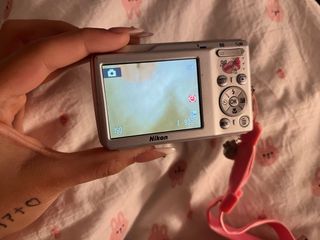 Cámara Digital Nikon Coolpix S210 Plata